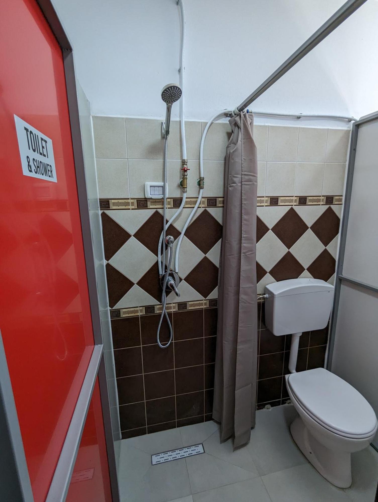 Tias Hostel Шкодер Экстерьер фото