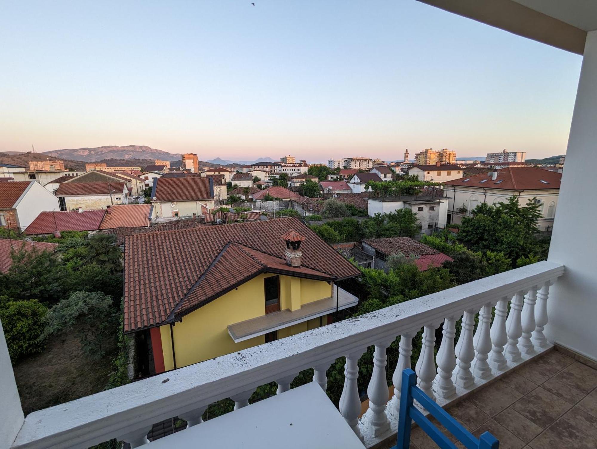 Tias Hostel Шкодер Экстерьер фото