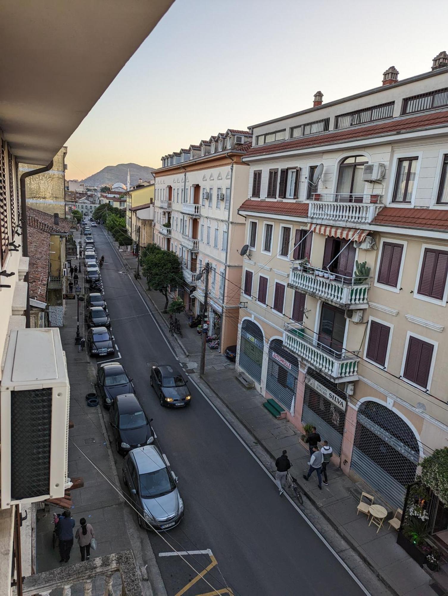 Tias Hostel Шкодер Экстерьер фото