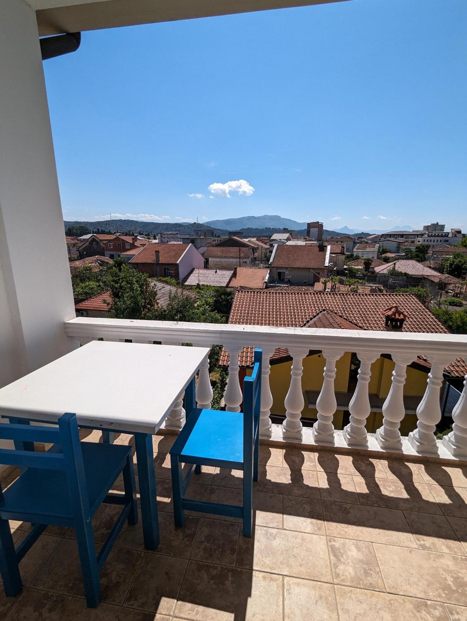 Tias Hostel Шкодер Экстерьер фото