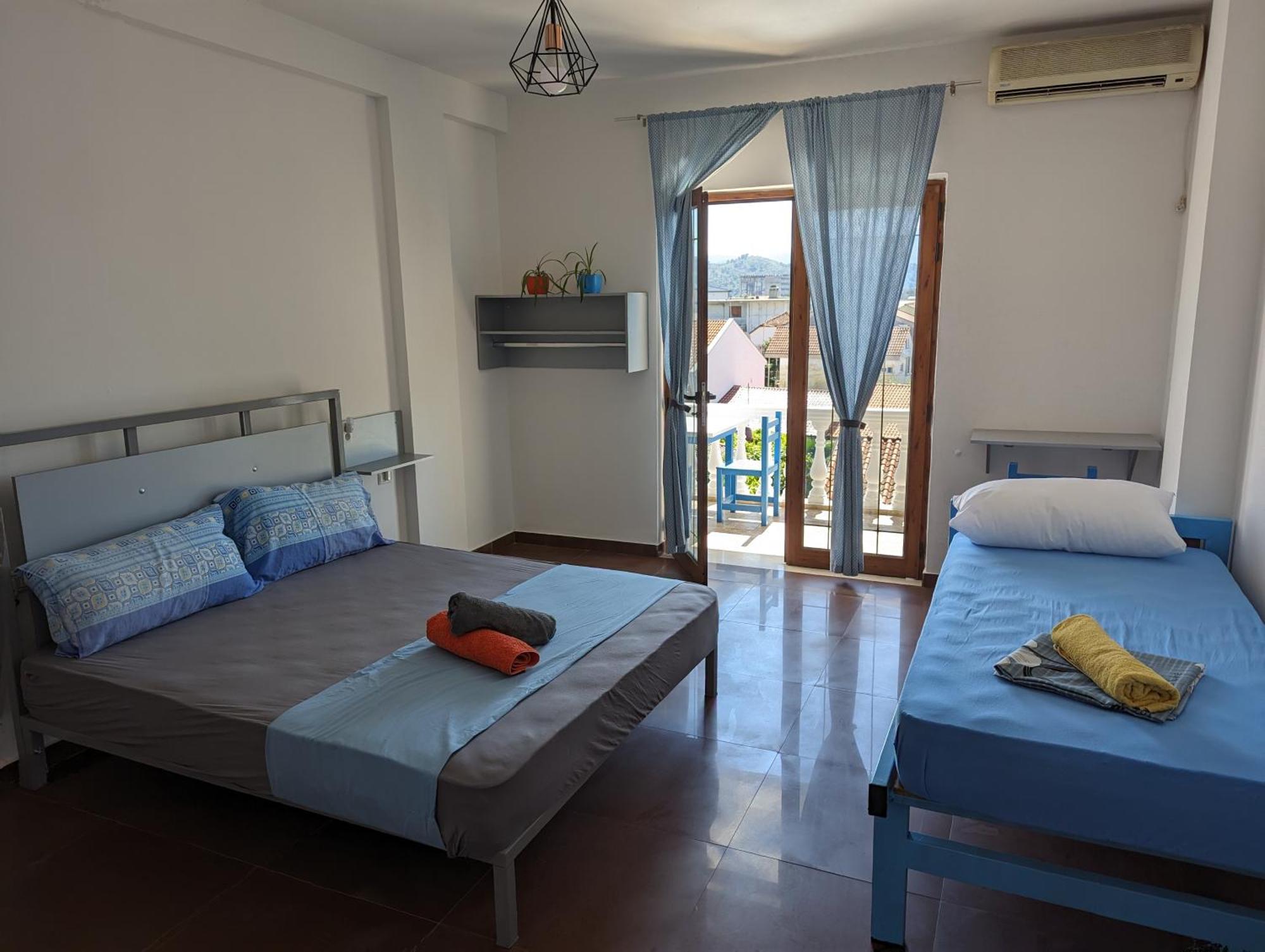 Tias Hostel Шкодер Экстерьер фото