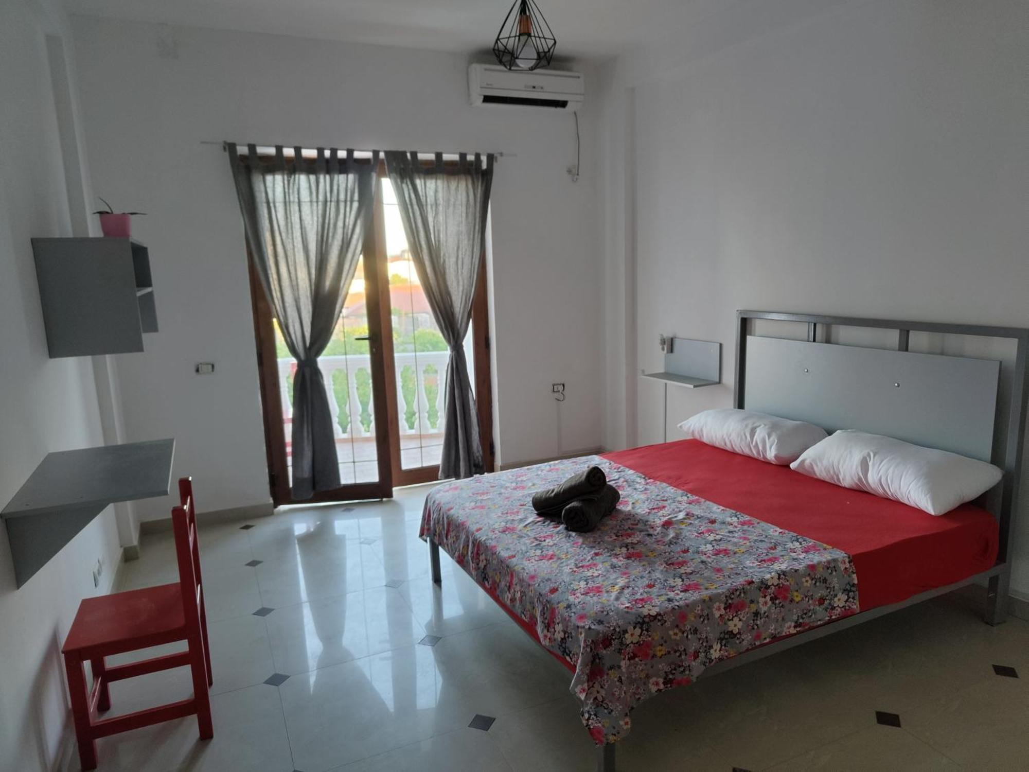 Tias Hostel Шкодер Экстерьер фото