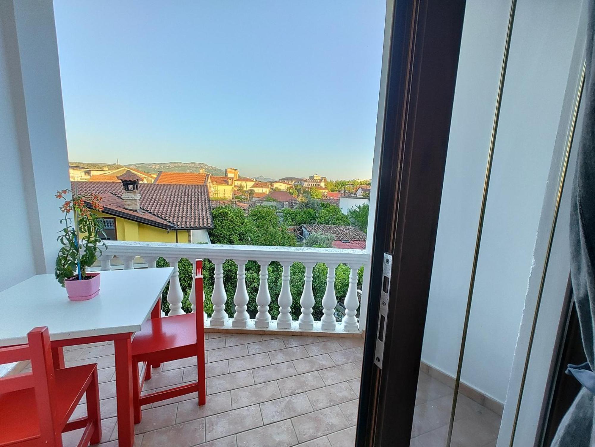 Tias Hostel Шкодер Экстерьер фото